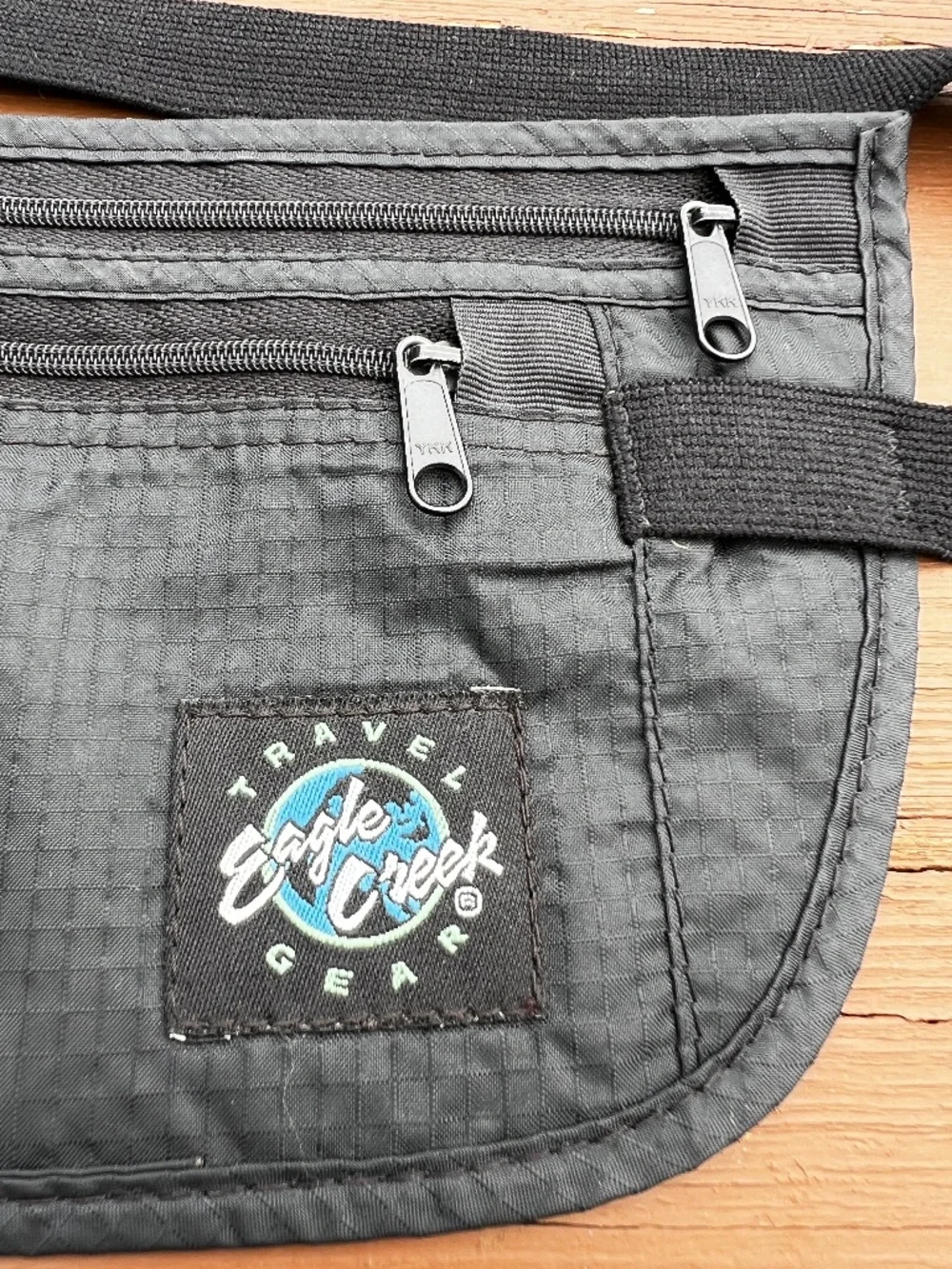 Eagle Creek Travel Gear Undercover Money Belt: Passport, credit cards, curren...